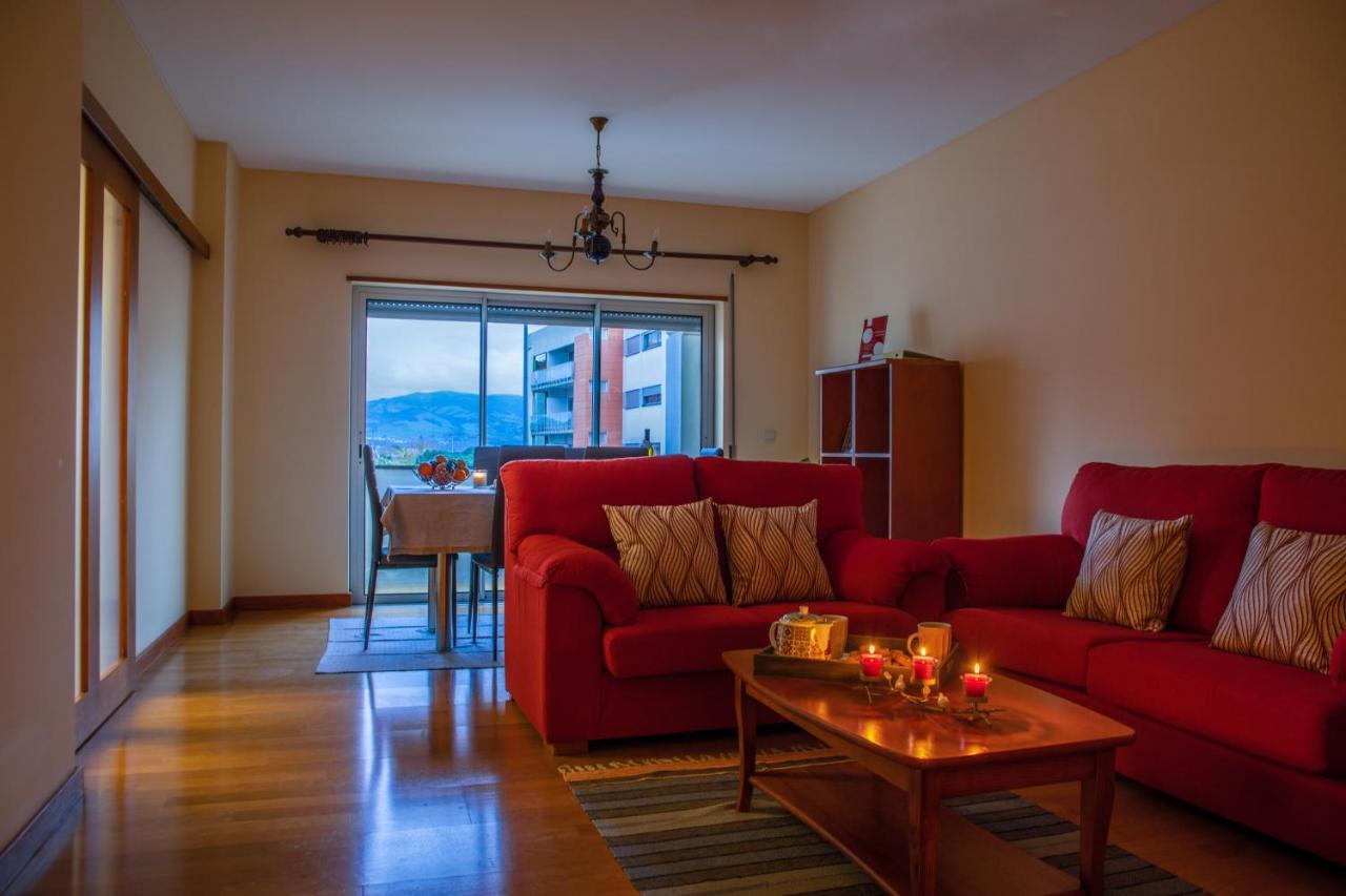 Vizinha'S Mommy'S Apartment Ponta Delgada Eksteriør bilde