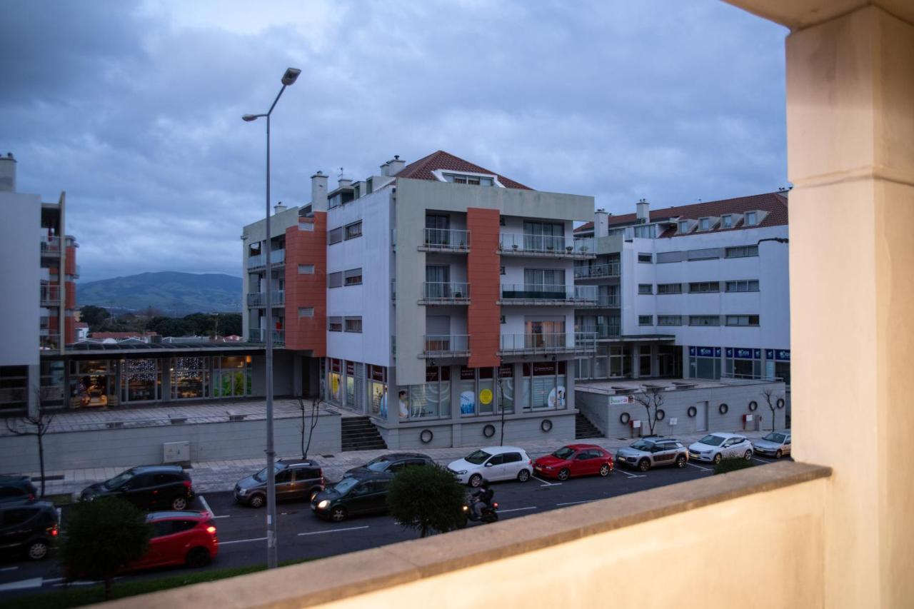 Vizinha'S Mommy'S Apartment Ponta Delgada Eksteriør bilde