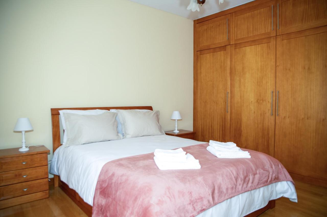Vizinha'S Mommy'S Apartment Ponta Delgada Eksteriør bilde